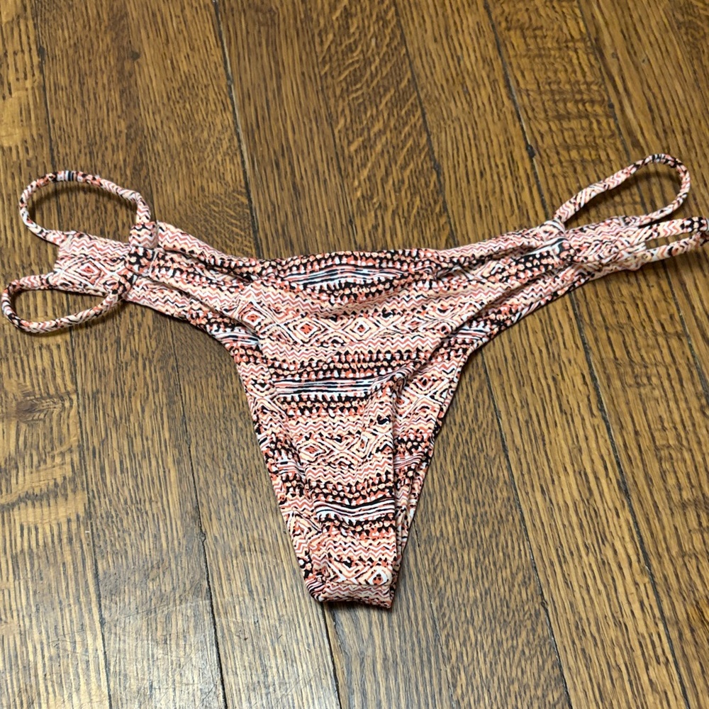 Volcom Itsy Patterned Bikini Bottom